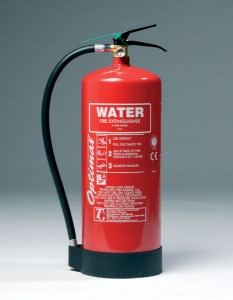 Water fire extinguisher